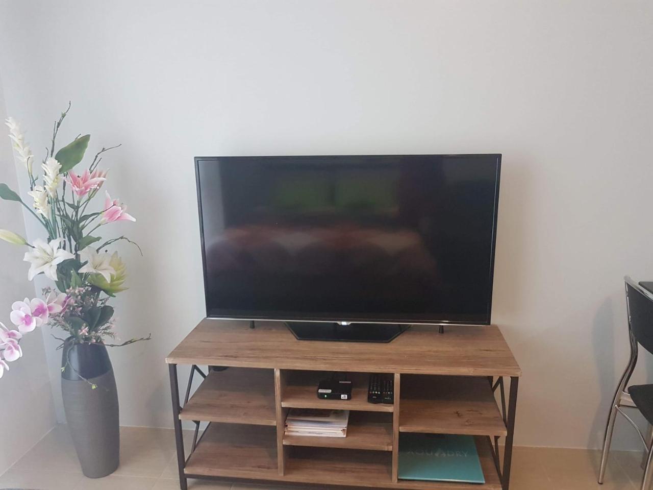 Studio Fully Furnished Манила Экстерьер фото